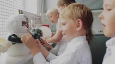 Kids dreaming of robots.