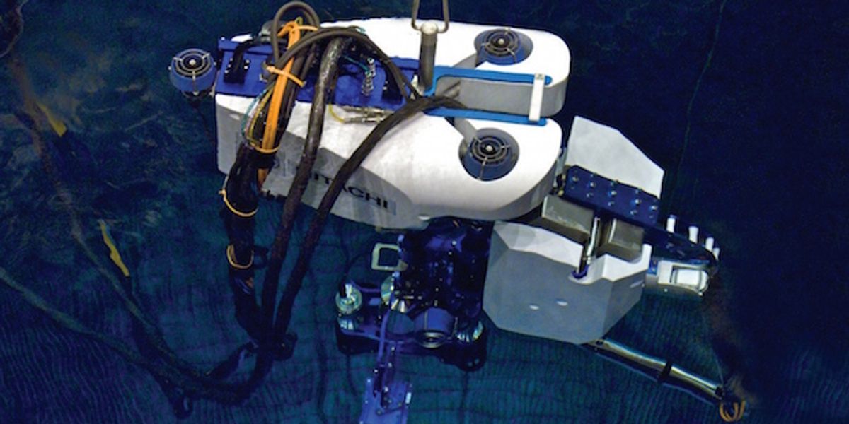 This Robot Submarine Inspects the Worst Pools Ever