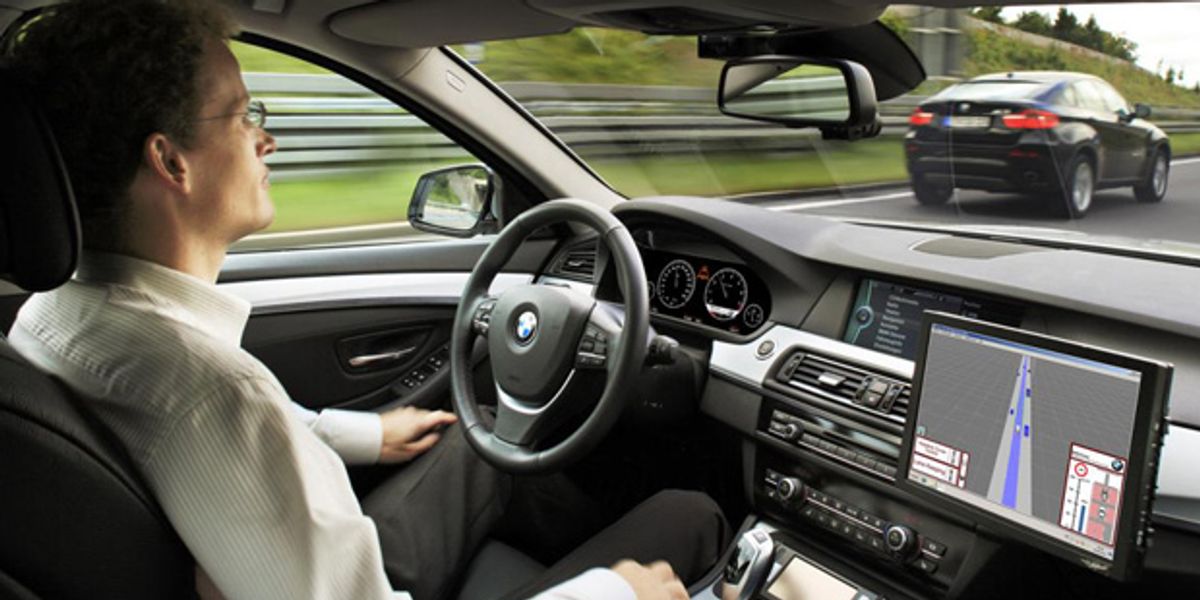 Self-Driving Car Rules Will Lag Tech, Think Tanks Predict